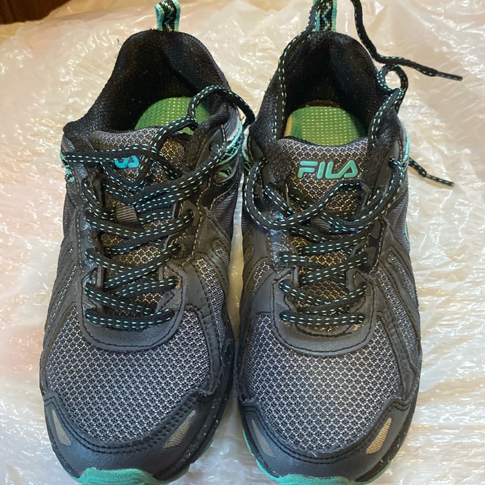 Ladies FILA sneakers